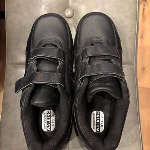 New Balance Hook and Loop Womens Size 10